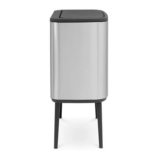 Stainless steel Brabantia Bo Touch Bin med ben 36L, fingerprint proof och bättre ergonomi