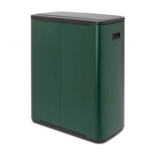 Brabantia Bo Touch Bin Pine Green 60L med svart lock och sidhandtag, öppningen gör enkelt