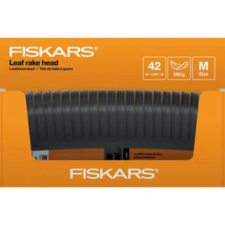 Black leaf rake head i orange förpackning för Fiskars Solid™ M lövräfsa runt träd