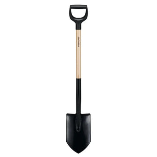 Fiskars Spetsig Prima grävspade med svart och naturligt trähandtag för naturlig känsla