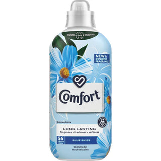 Comfort Sköljmedel Blue Skies - Långvarig Tvättfräschhet i 925 ml flaska med blå blommor, ger mjukhet och fräsch doft av äpple och ros.