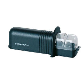 FISKARS KNIVSLIP ROLL-SHARP ESSENTIAL | CleanNest - FISKARS | CleanNest