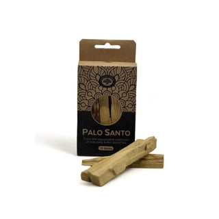 En ask med Palo Santo rökelsepinnar.