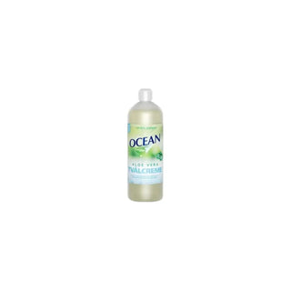 En flaska med ljusgrön flytande tvål med etiketten ’Aloe Vera’.