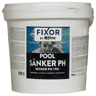 Vit plasthink med pH-reducerare i granulatform för pool.